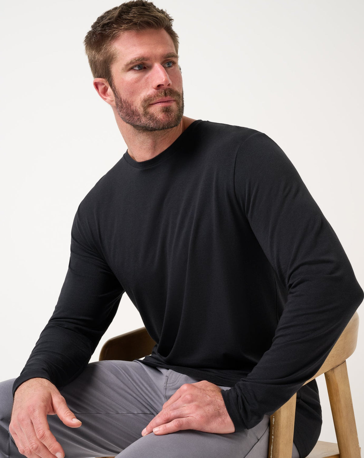 Cloud Crew Long Sleeve Tee Black | Travis Mathew Best Seller