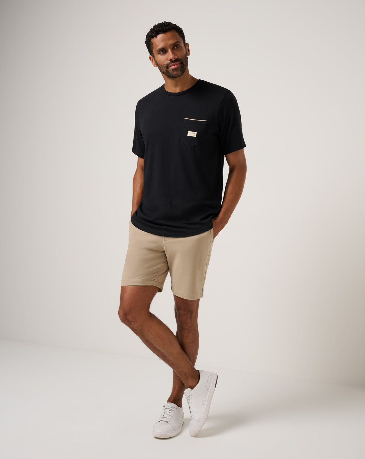 TM Social Club Tee Black | Travis Mathew Quality