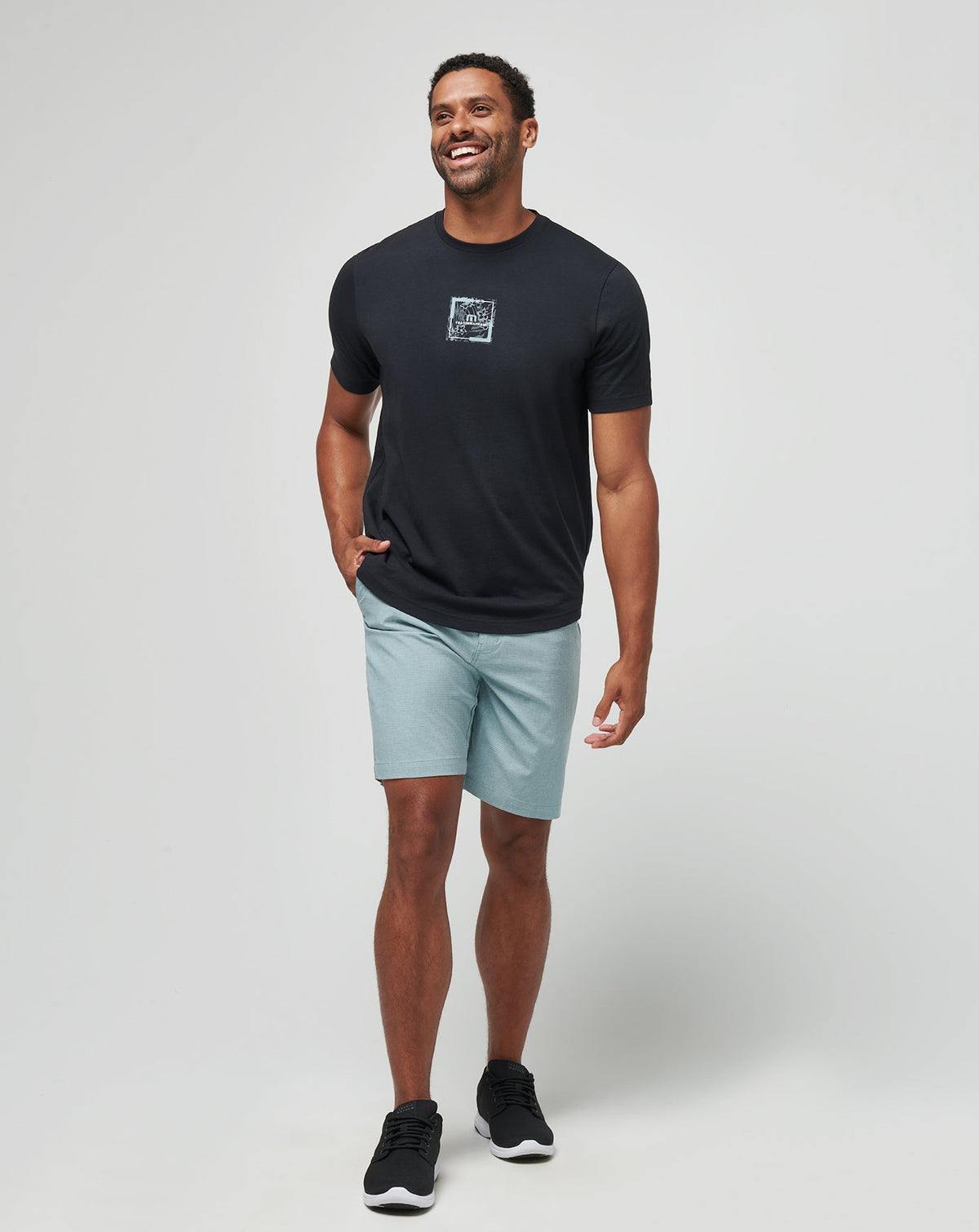 Living Aloha Tee Black | Travis Mathew Signature