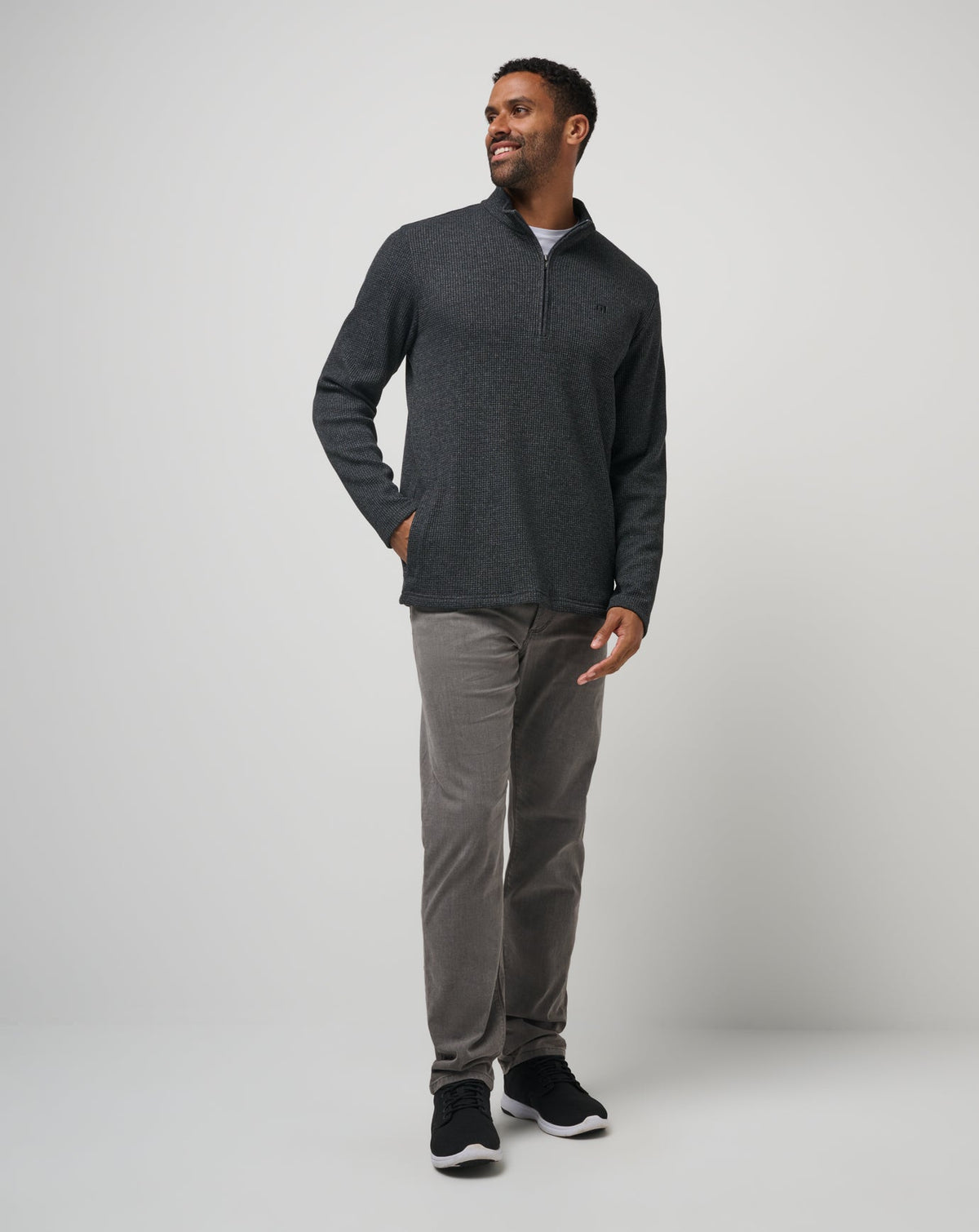 Last Sunset Quarter Zip Heather Dark Grey | Travis Mathew Signature