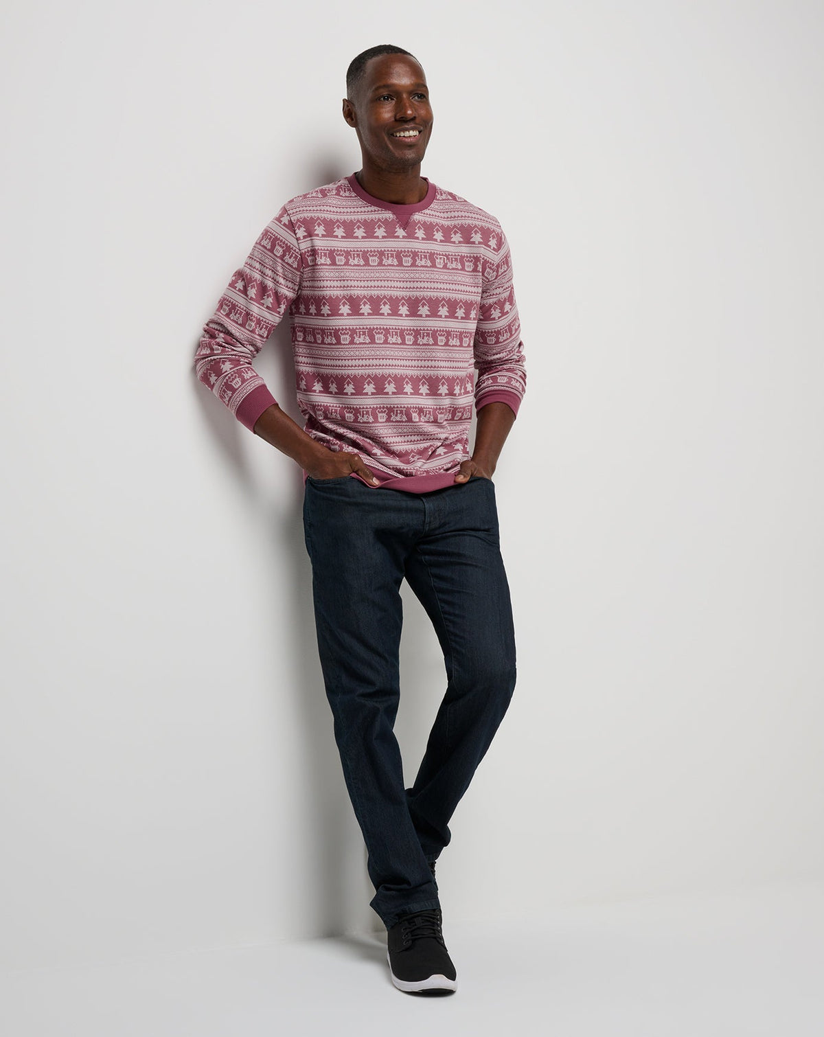 Family Time Crew Roan Rouge | Travis Mathew Essential