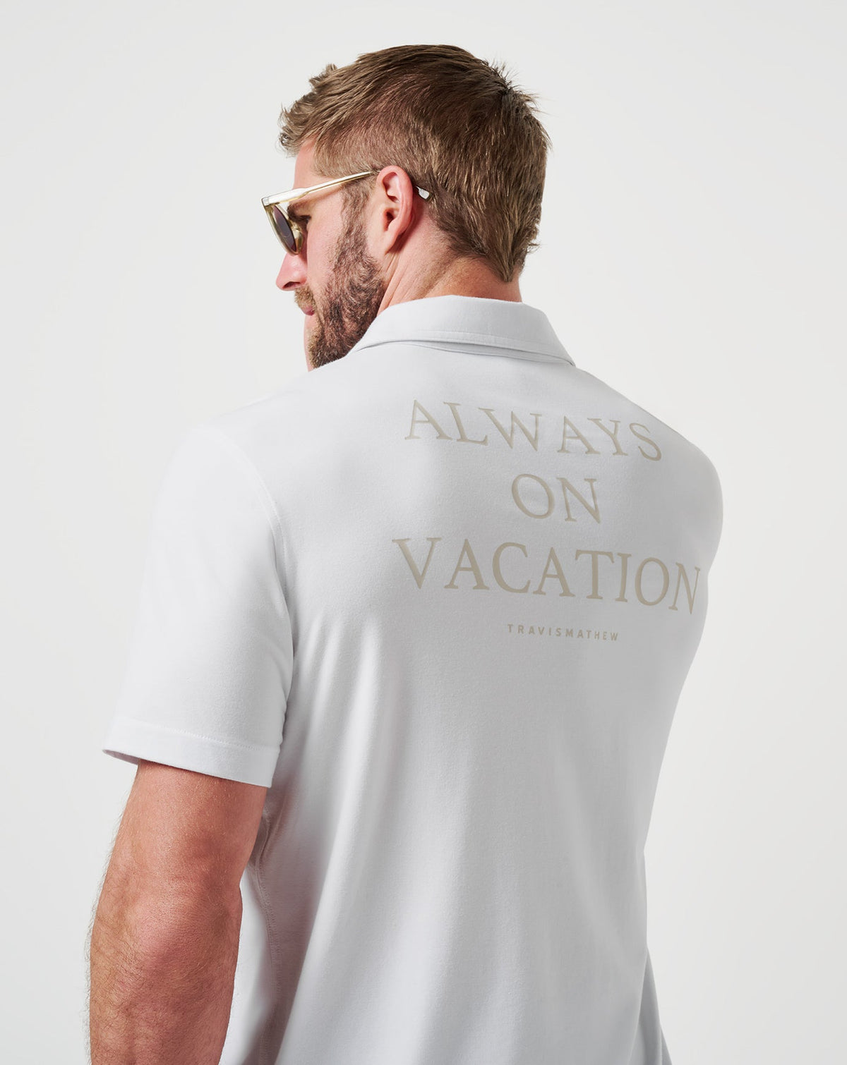 Poolside Pitcher Button-Up White | Travis Mathew Value