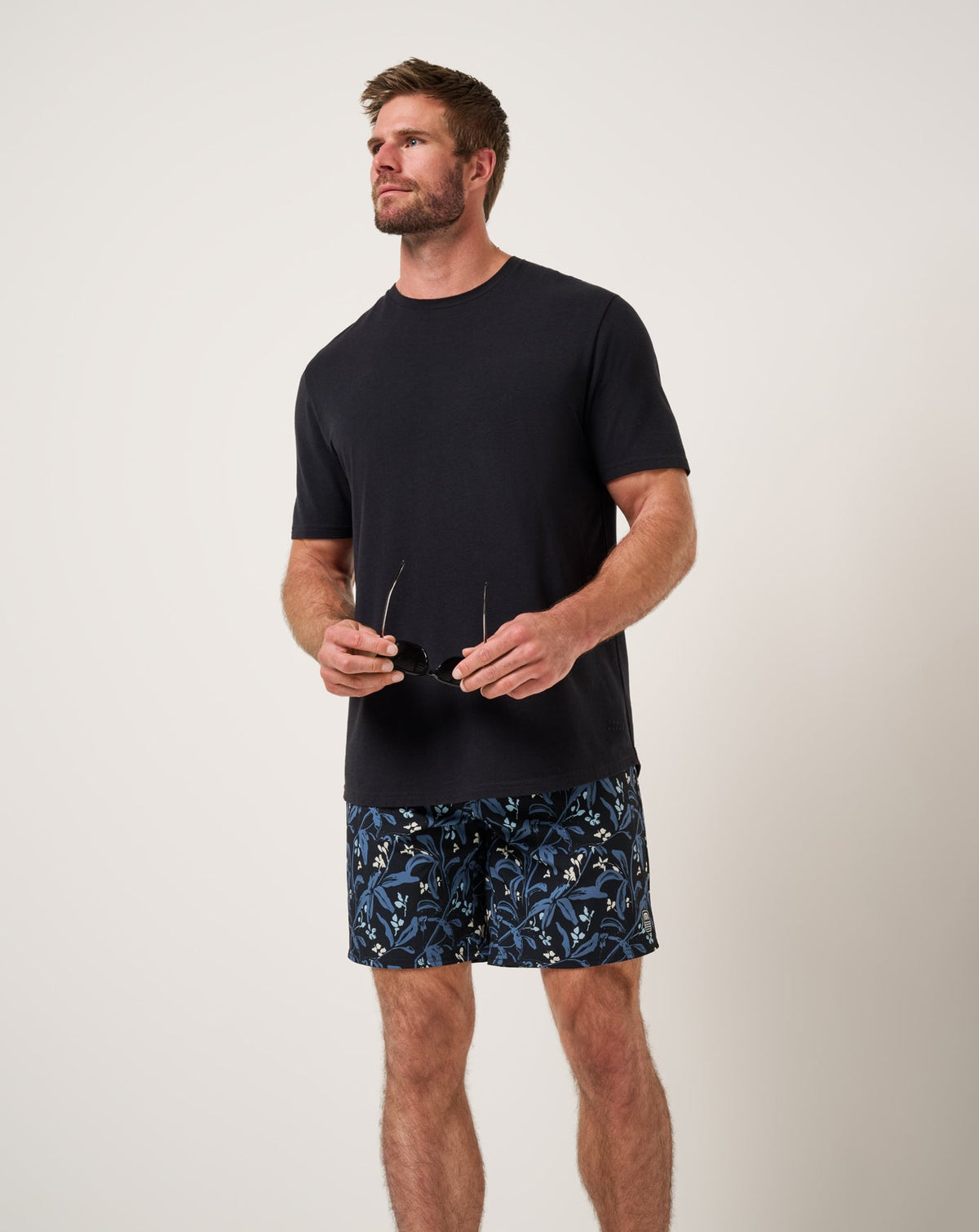 Relationship Status Boardshort 18.5In Black | Travis Mathew Everyday