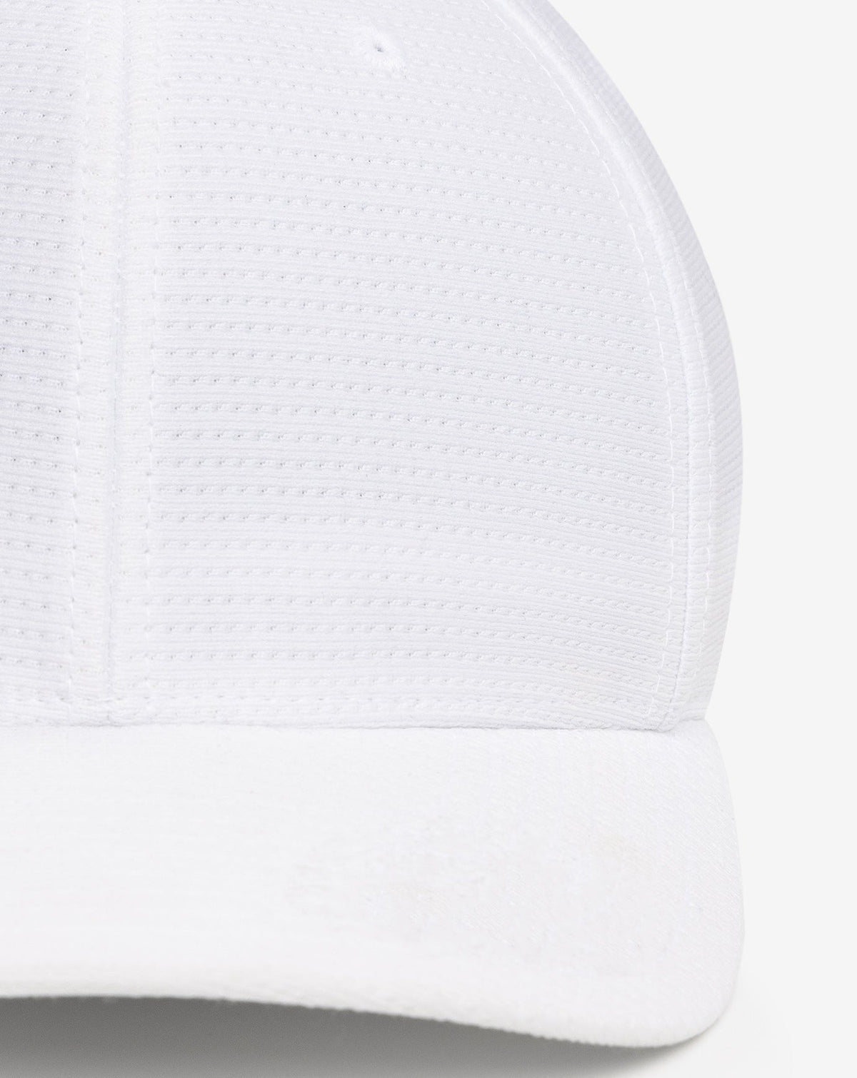 Nassau Fitted Hat White | Travis Mathew Classic