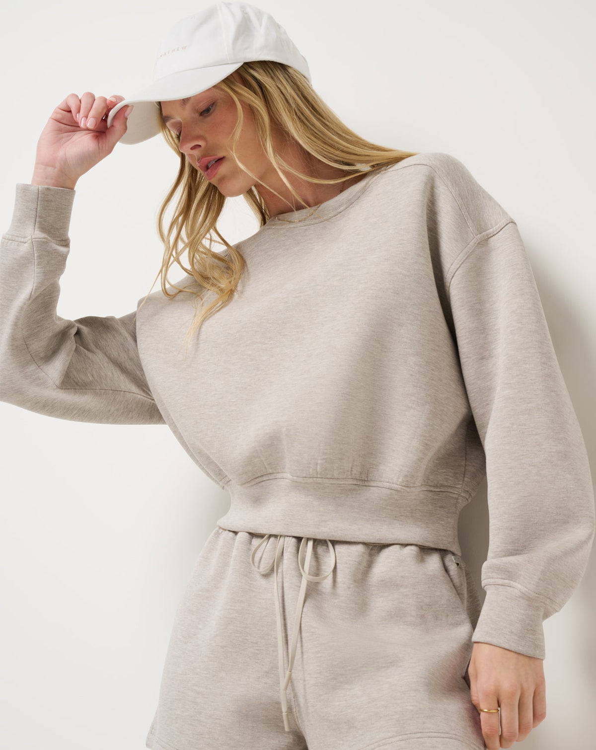 Cloudscape Pullover Heather Savannah Tan | Travis Mathew Best Seller