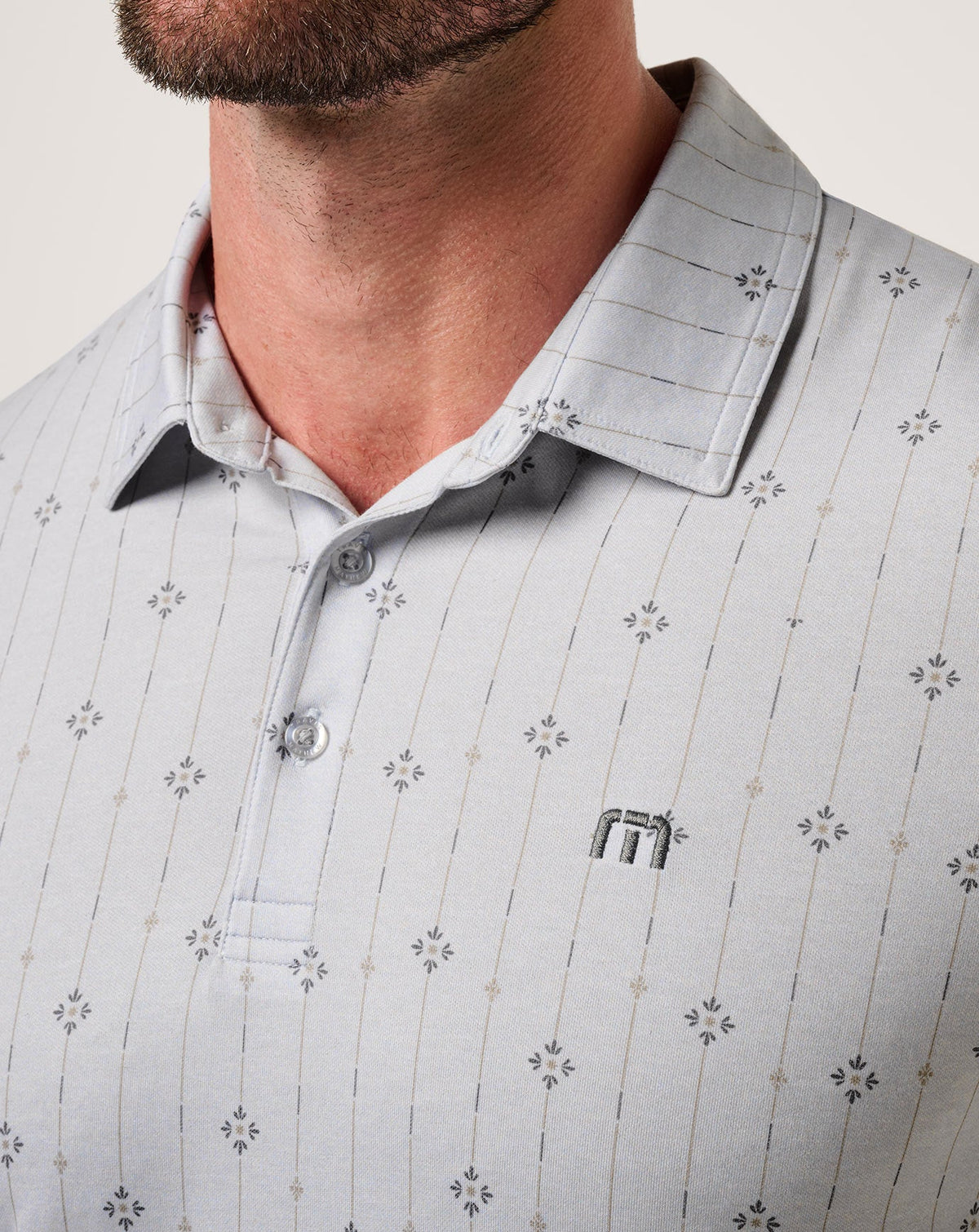 Featherweight Deco Polo Heather Light Grey | Travis Mathew Premium