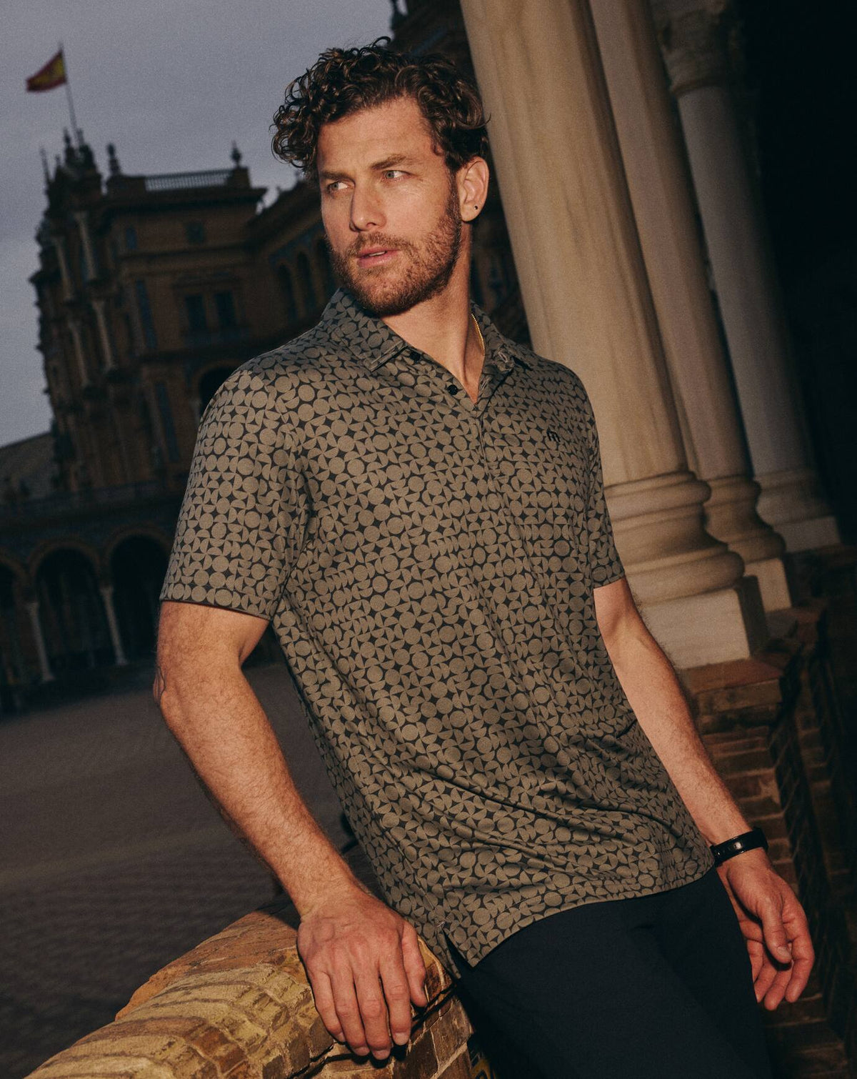 Featherweight Caves Polo Dark Olive | Travis Mathew New