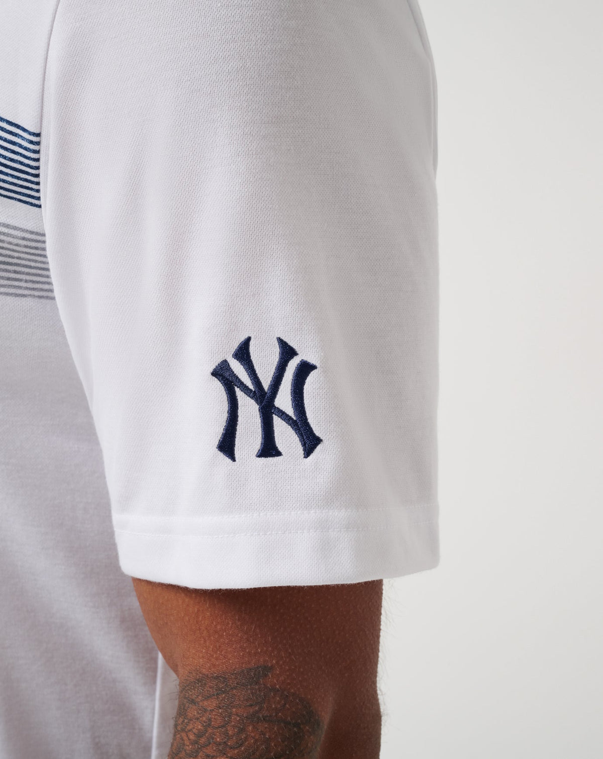 New York Yankees Top Recruit Polo White | Travis Mathew Popular