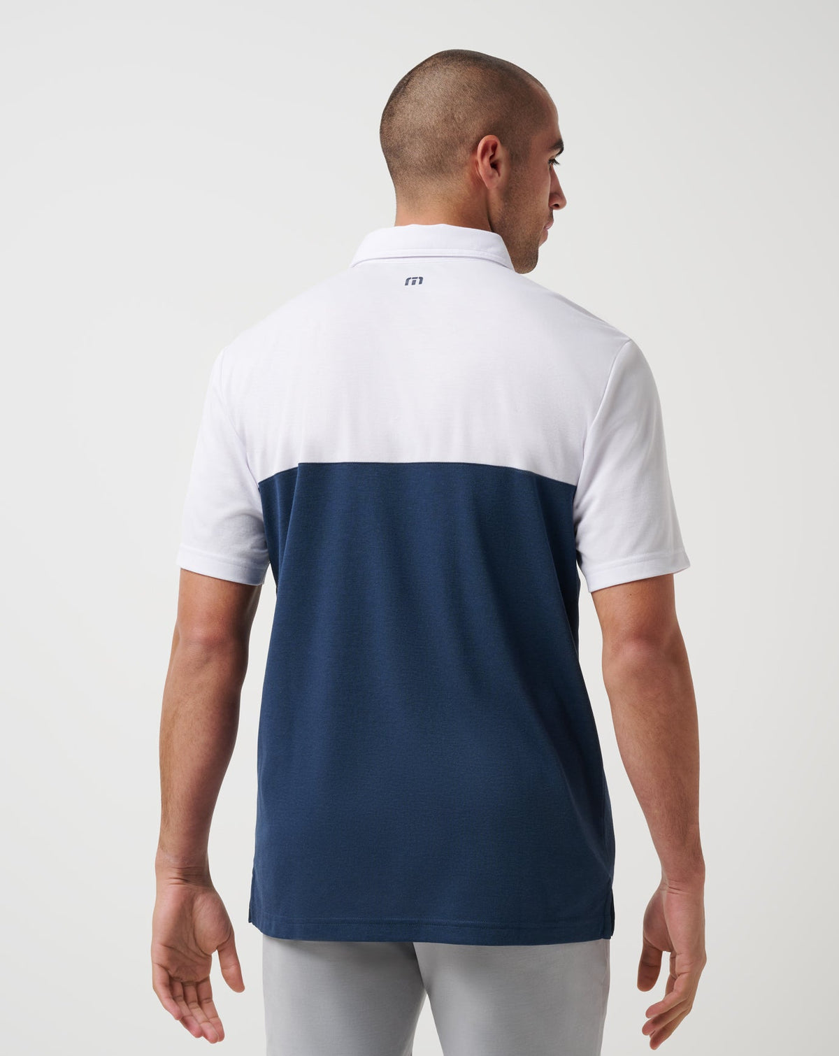 Atlanta Braves Home Run Leader Polo White/Navy | Travis Mathew Top Pick
