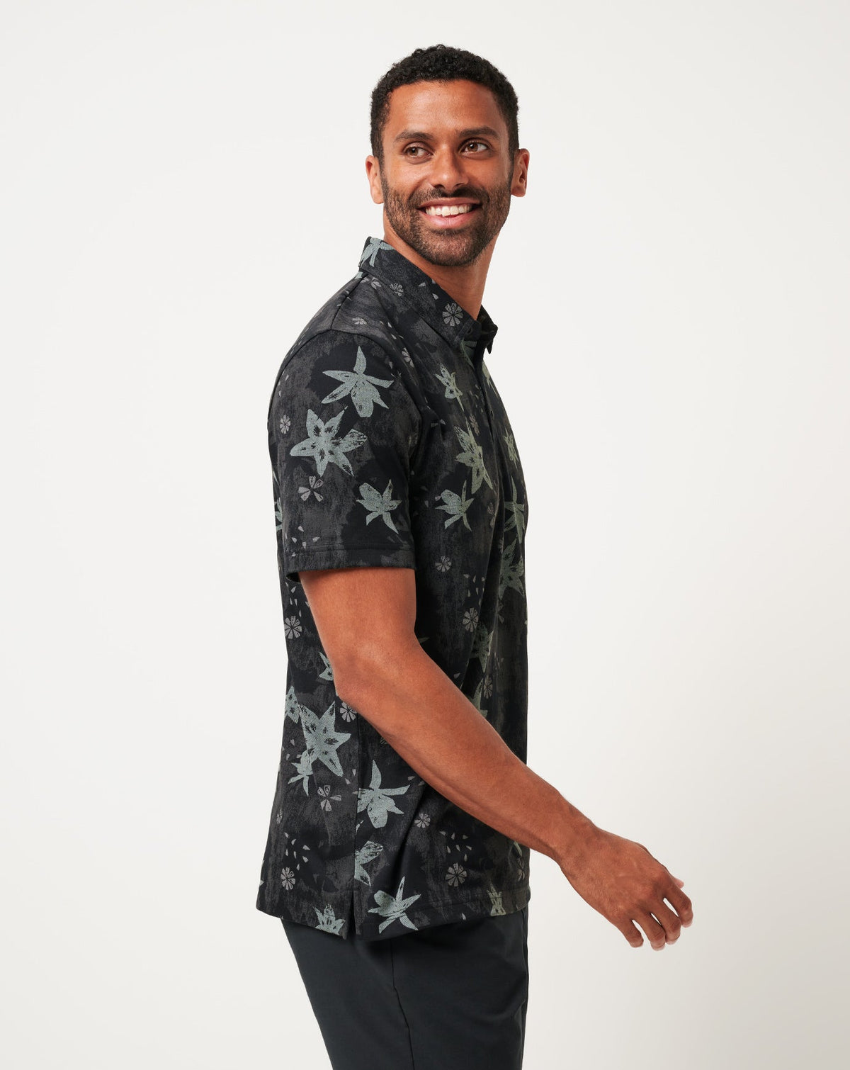 Trek Tide Polo Black | Travis Mathew Premium