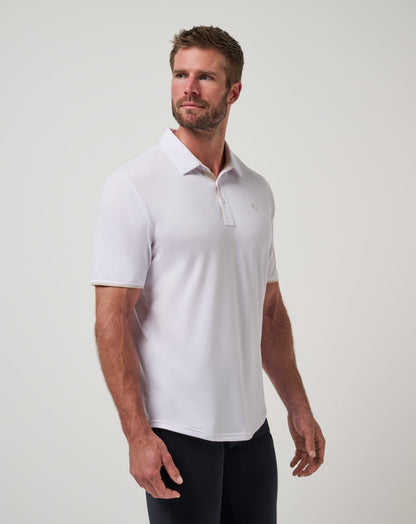 Featherweight On The Grind Polo White | Travis Mathew Essential
