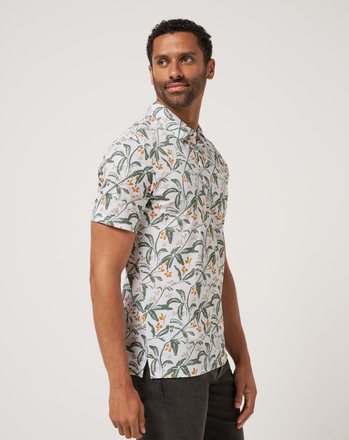 Relationship Status Polo White | Travis Mathew Sale