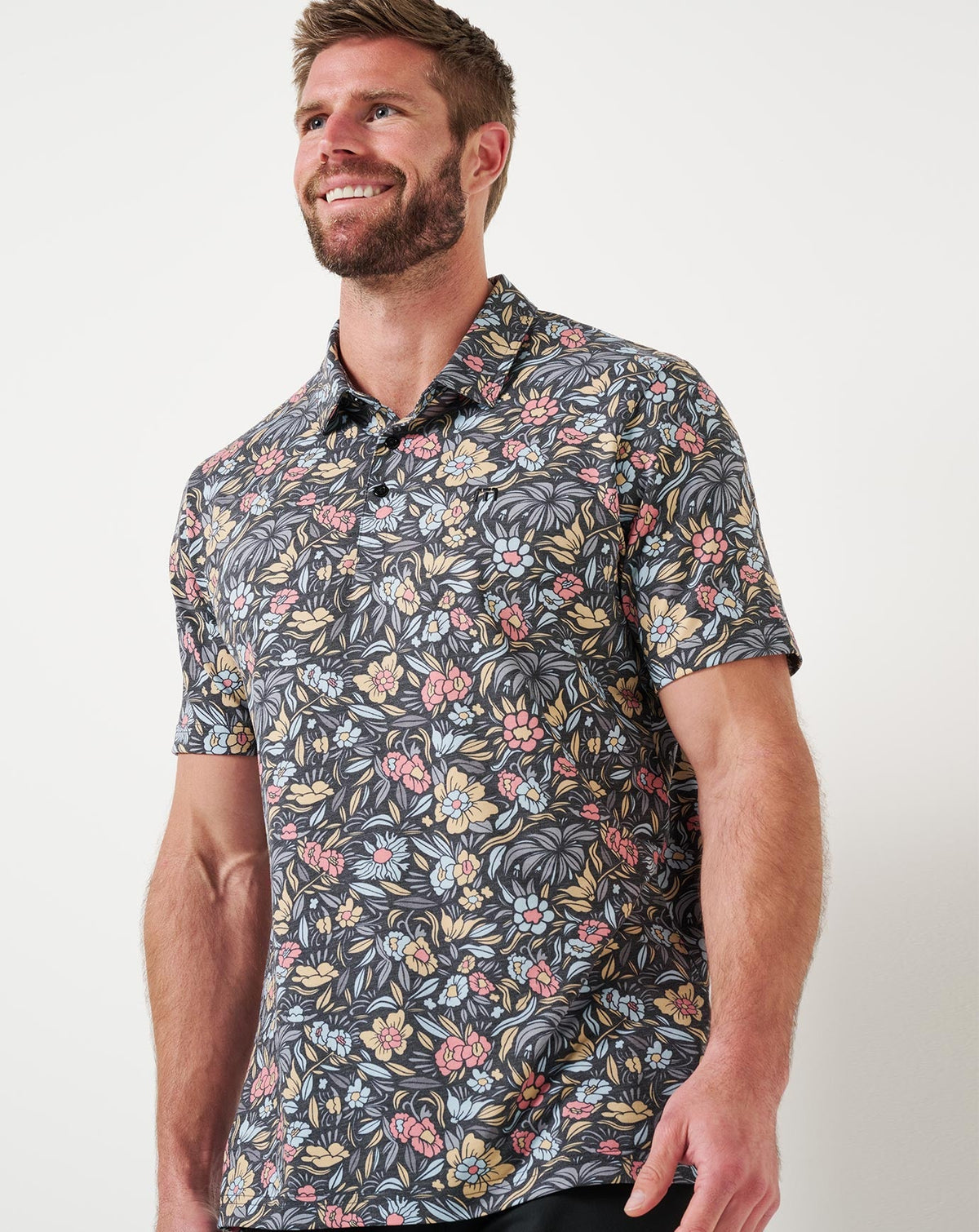 Featherweight Day Cruise Polo Black | Travis Mathew Quality
