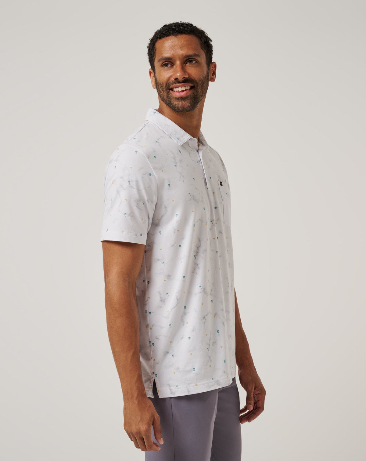 Beach Town Polo White | Travis Mathew Premium