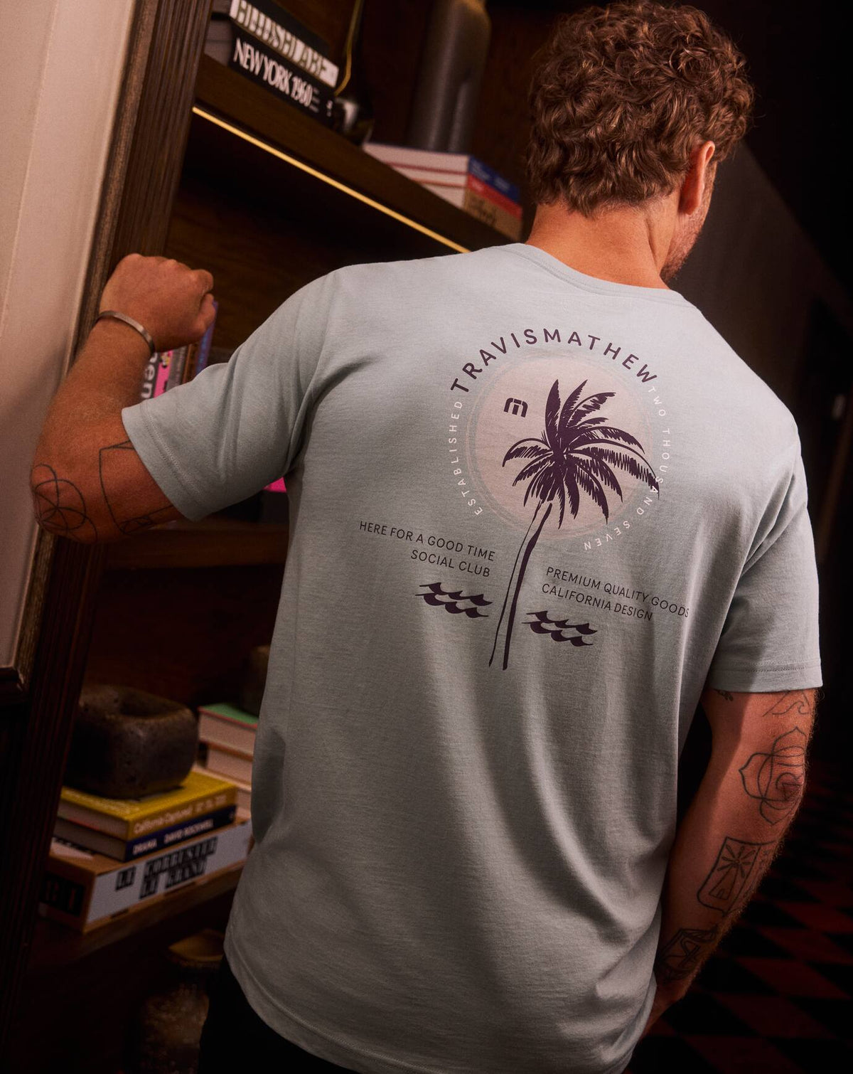 Hold My Calls Tee Arona | Travis Mathew Quality