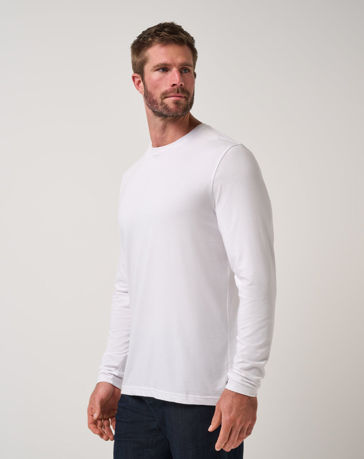 Cloud Crew Long Sleeve Tee White | Travis Mathew Trusted