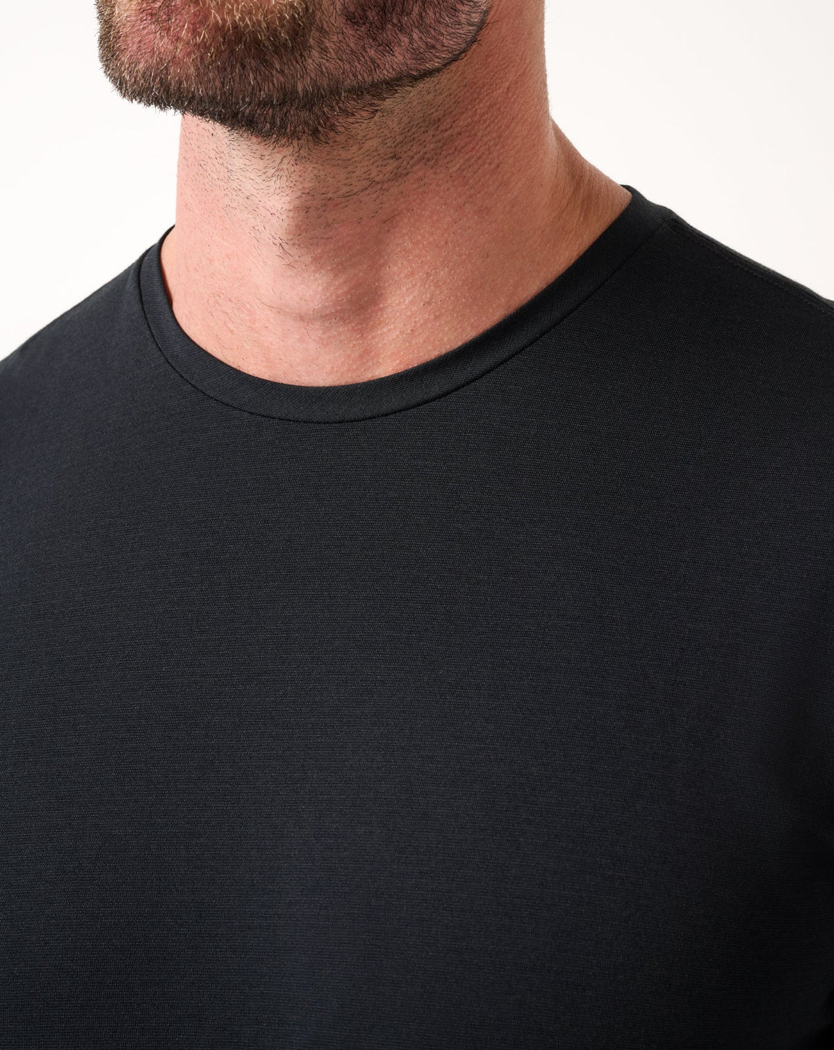 Performance Jersey Tee Black | Travis Mathew Classic