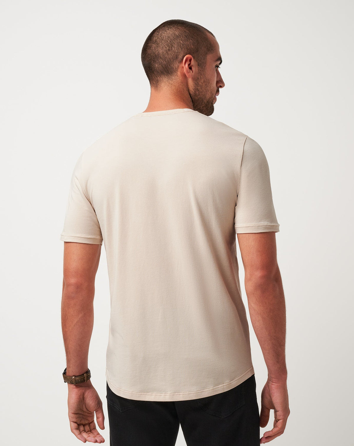Cloud Crew Tee Italian Sand | Travis Mathew Great Value