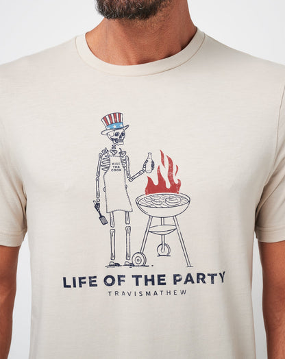 Grill And Thrill Tee Italian Sand | Travis Mathew Latest