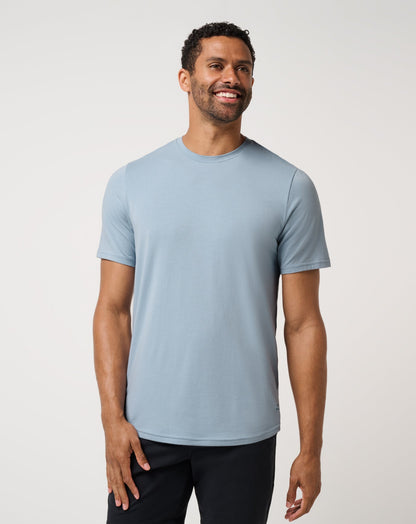 Cloud Crew Tee Ash Blue | Travis Mathew Smart Buy