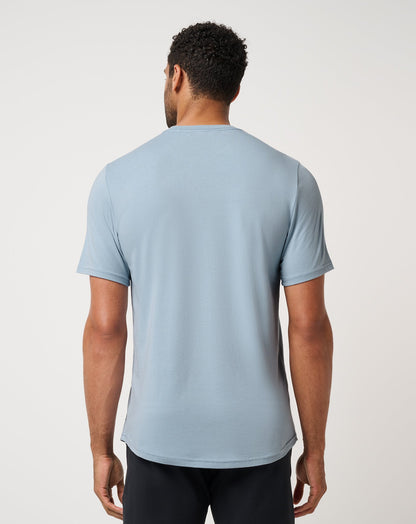 Cloud Crew Tee Ash Blue | Travis Mathew Smart Buy