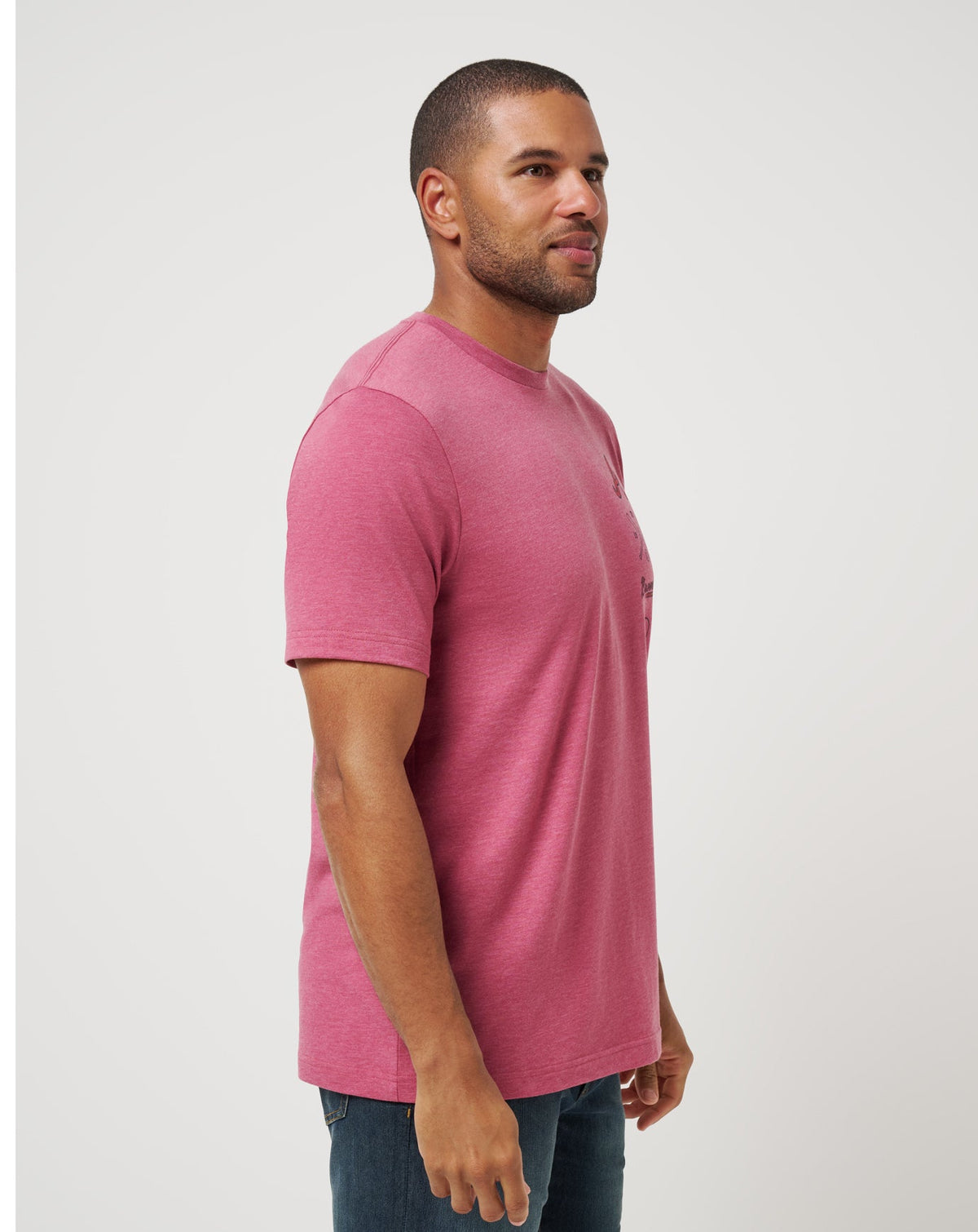 Atlanta Braves Sunset Slam 2.0 Tee Heather Red | Travis Mathew Great Value
