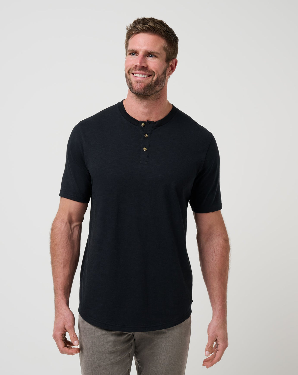 All Adrift Tee Black | Travis Mathew Customer Favorite