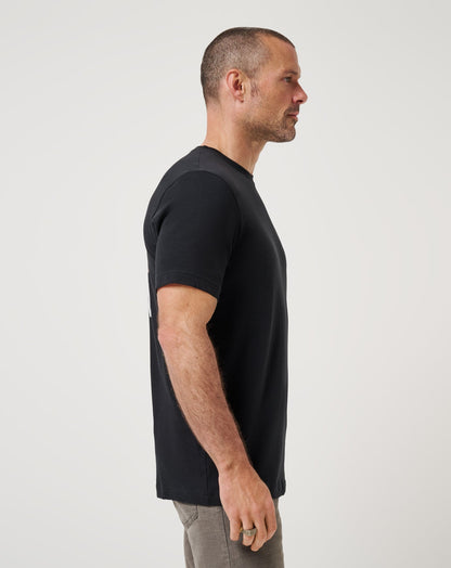 Art Scene Tee Black | Travis Mathew Exclusive