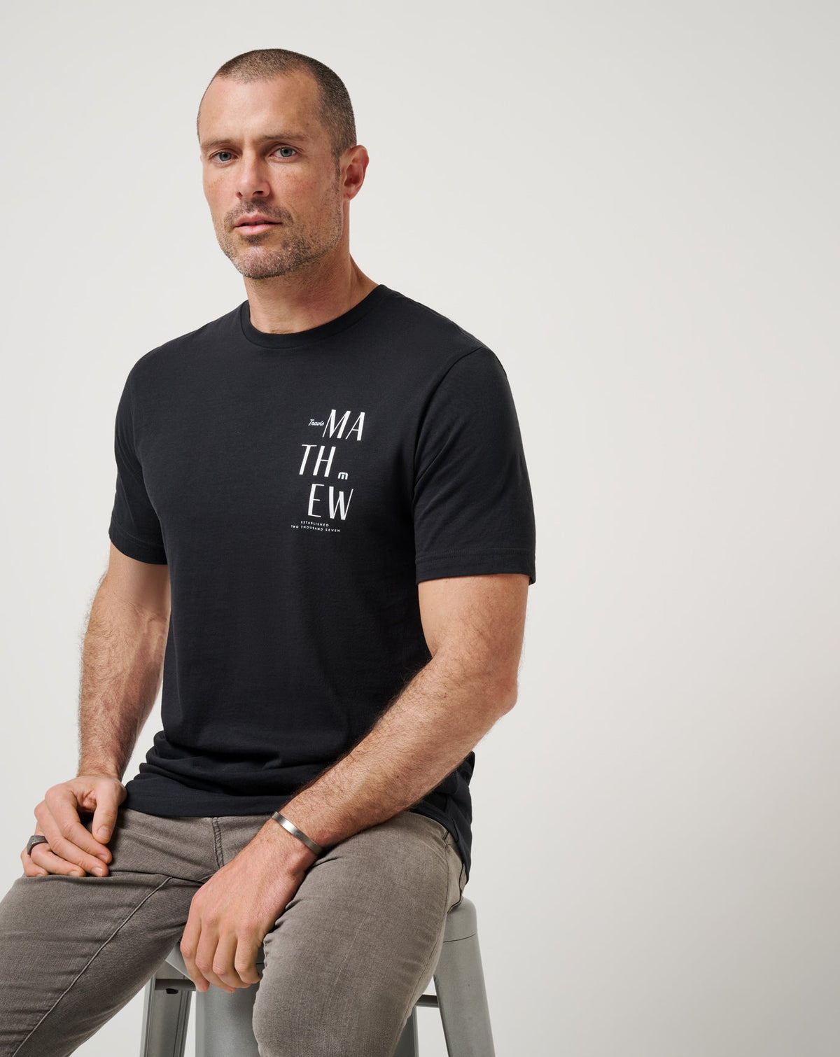 Art Scene Tee Black | Travis Mathew Exclusive