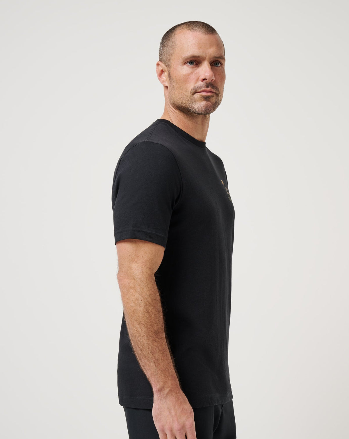 TM Beach Club Tee Black | Travis Mathew Popular