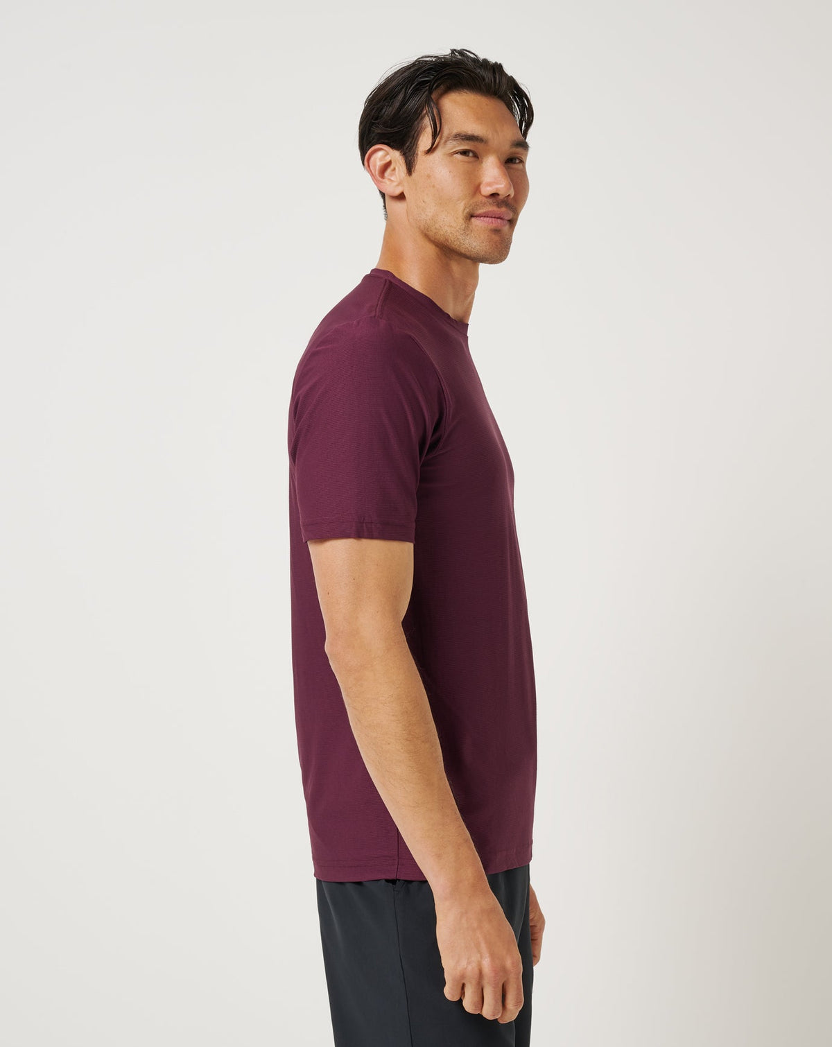 First Day Active Tee Mauve Wine | Travis Mathew Smart Buy