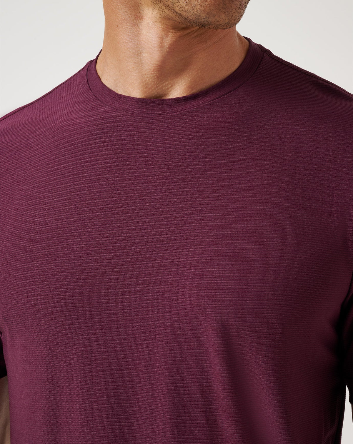 First Day Active Tee Mauve Wine | Travis Mathew Smart Buy
