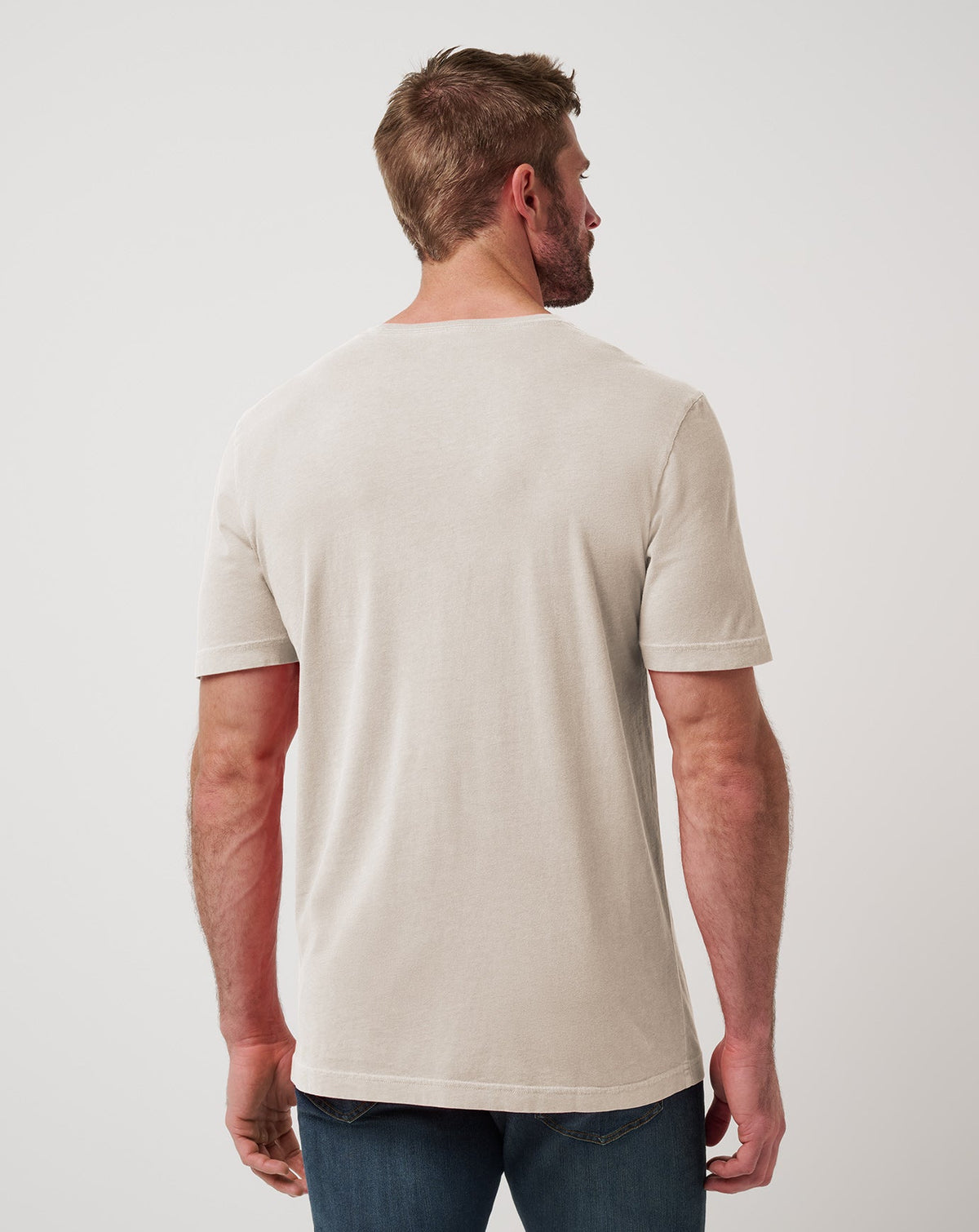 Local Favorite 2.0 Tee Italian Sand | Travis Mathew Classic