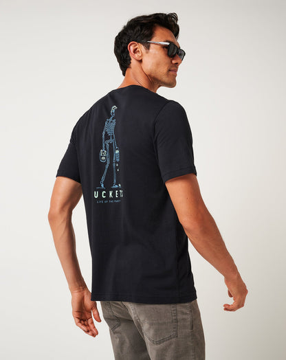 Lost Buckets Tee Black | Travis Mathew Value