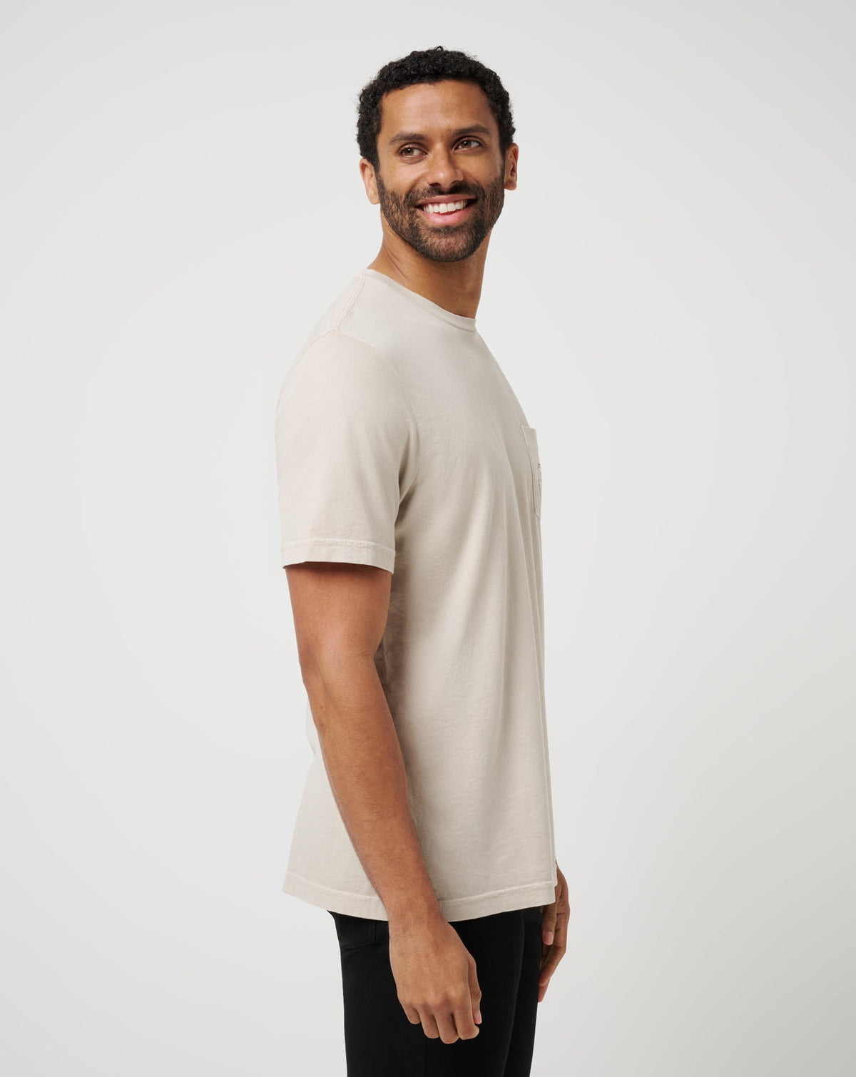 Face Off Tee Italian Sand | Travis Mathew Essential