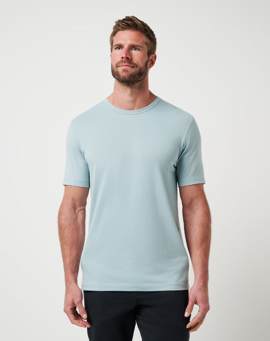 Long Holiday Tee Arona | Travis Mathew Classic