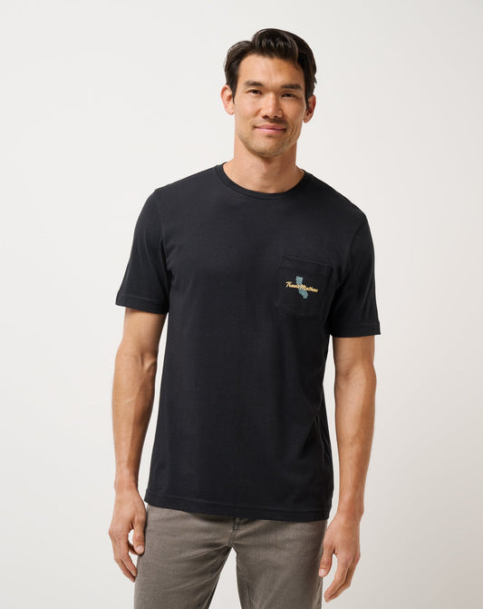 Pacific Grove Tee Black | Travis Mathew Top Pick