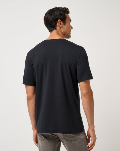 Pacific Grove Tee Black | Travis Mathew Top Pick