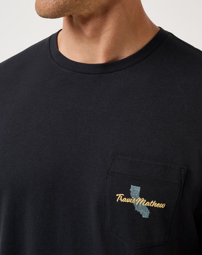 Pacific Grove Tee Black | Travis Mathew Top Pick