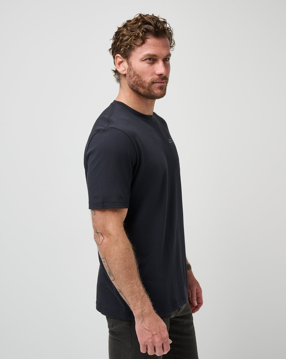 Nautical Nines Tee Black | Travis Mathew Deals