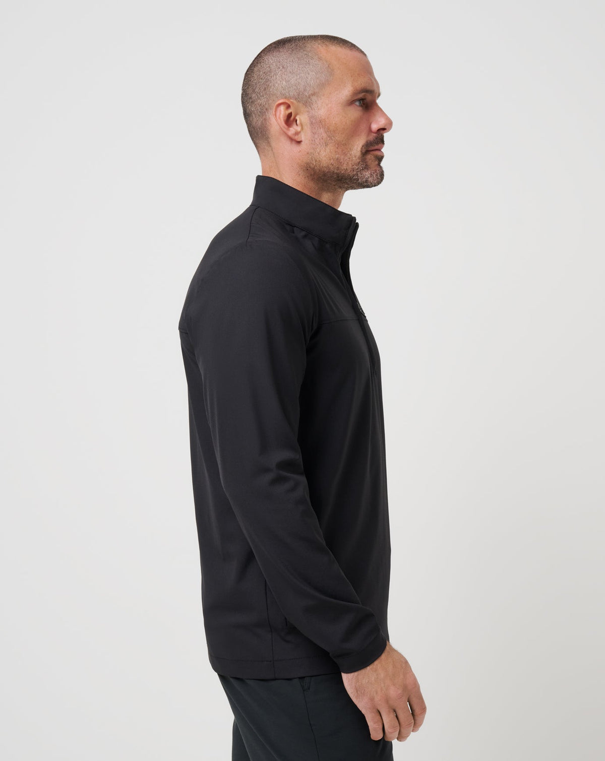 Wanderlust Quarter Zip Black | Travis Mathew Recommended