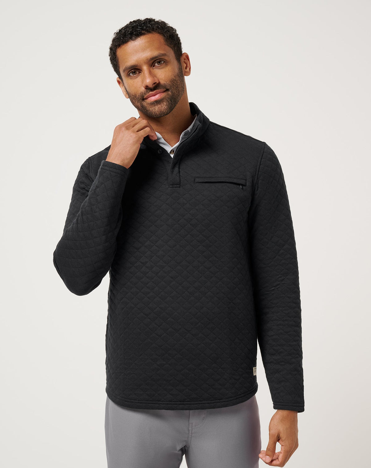 Transatlantic Quarter Zip Black | Travis Mathew Signature