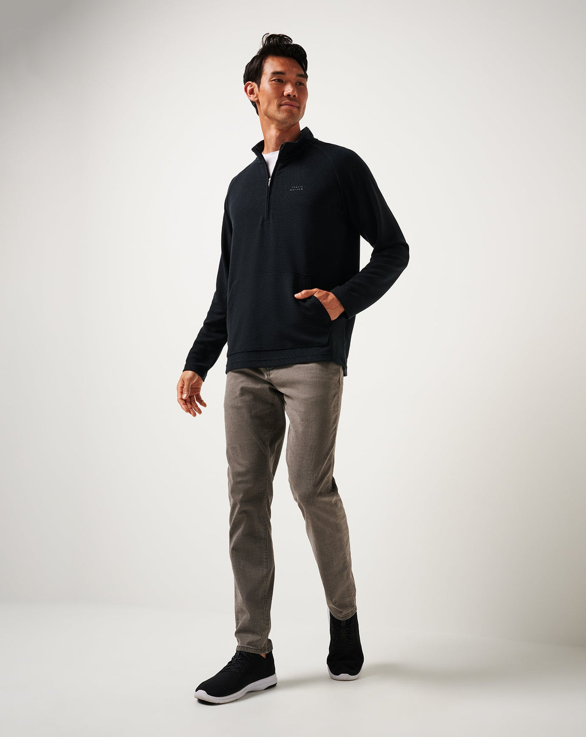 Performance Waffle Quarter Zip Black | Travis Mathew Premium