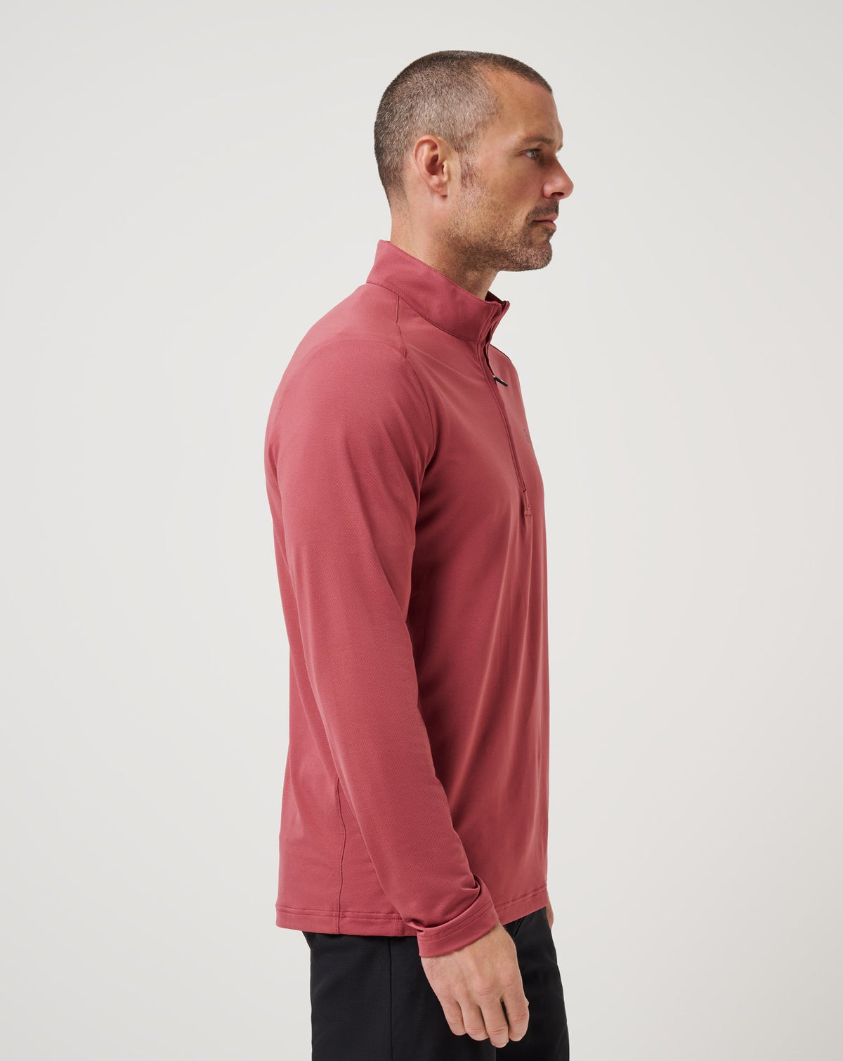 Heater Pro Quarter Zip Roan Rouge | Travis Mathew Classic