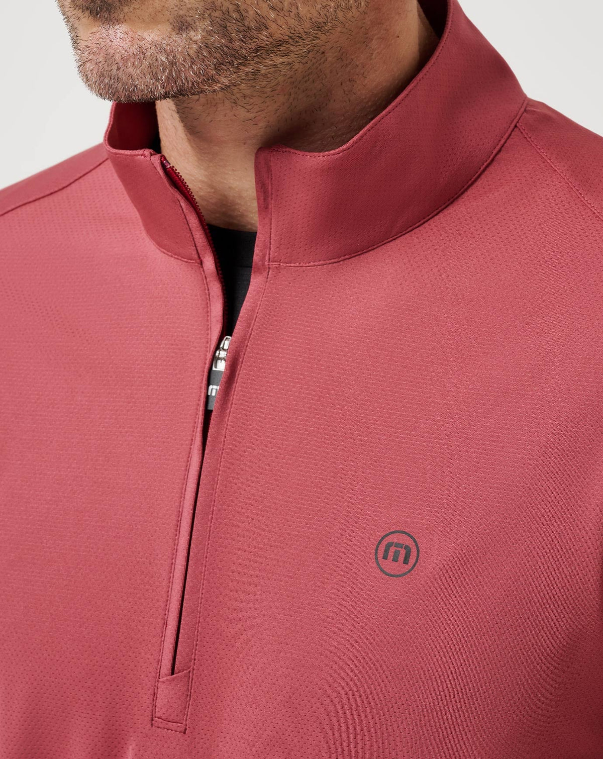 Heater Pro Quarter Zip Roan Rouge | Travis Mathew Classic