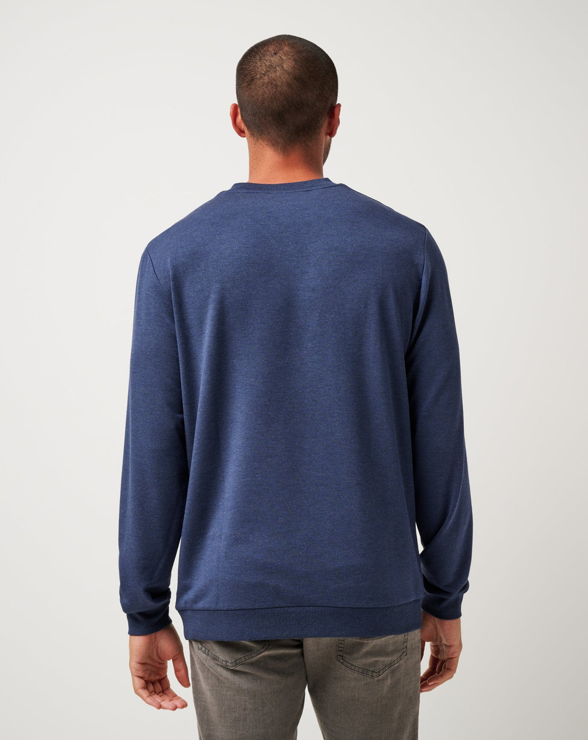Amenities V-Neck Crew Heather Blue Nights | Travis Mathew Signature