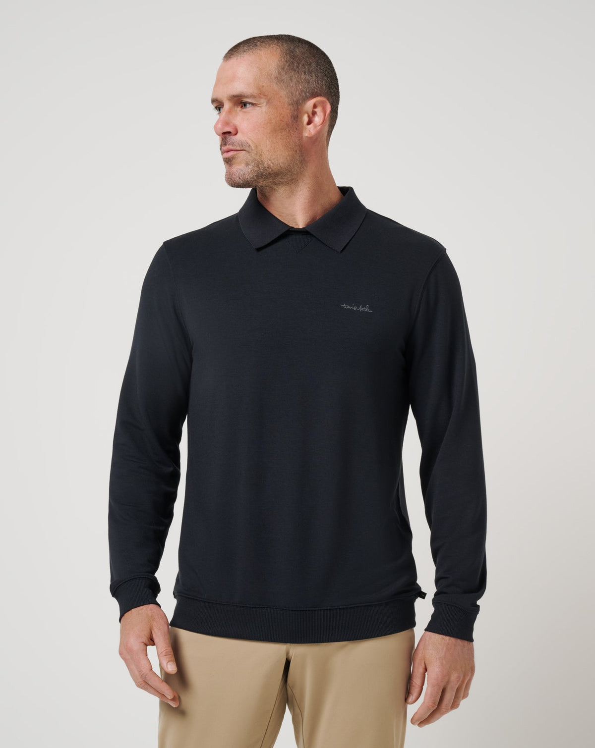 Amenities Collar Crew Black | Travis Mathew Exclusive