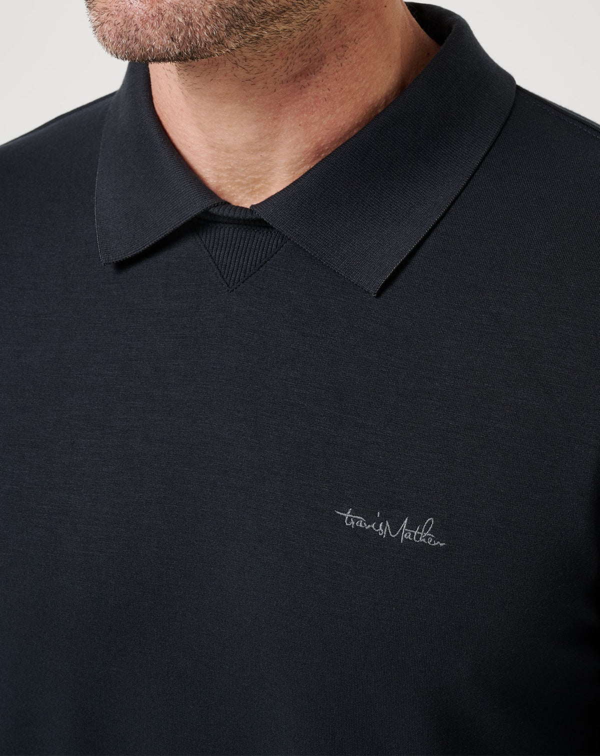 Amenities Collar Crew Black | Travis Mathew Exclusive