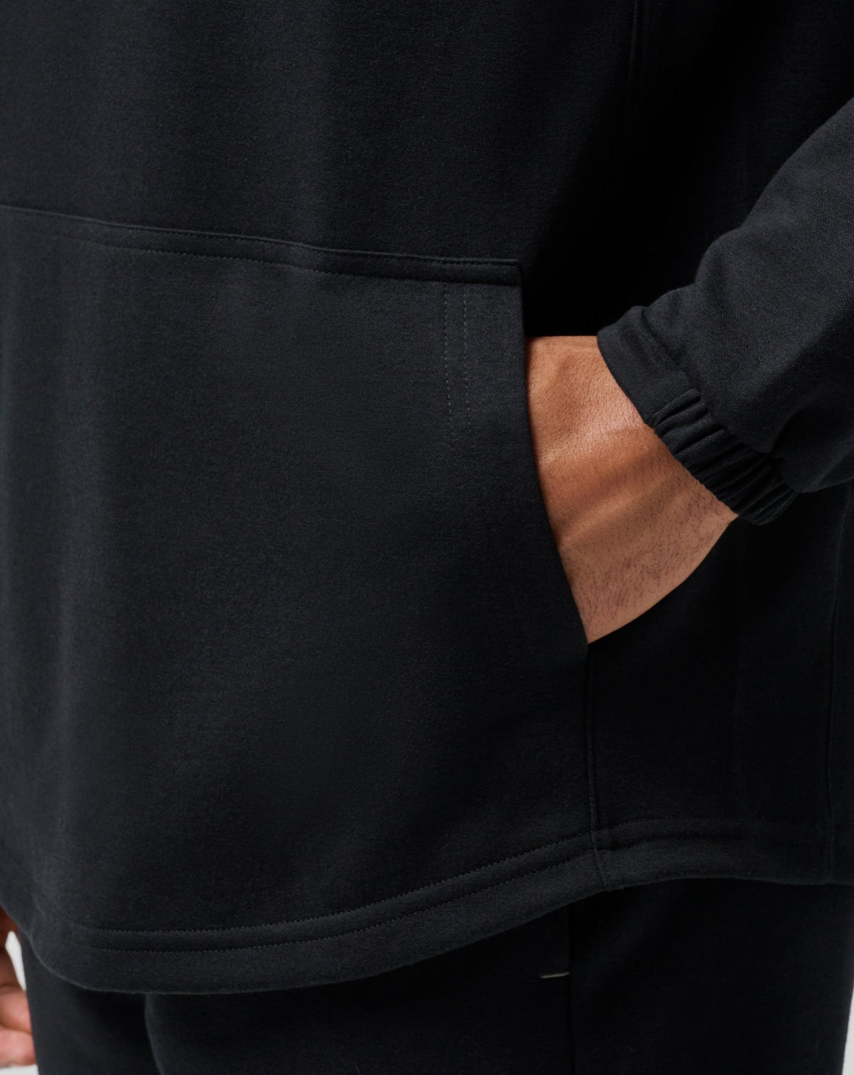 Sideslip Hoodie Black | Travis Mathew Exclusive