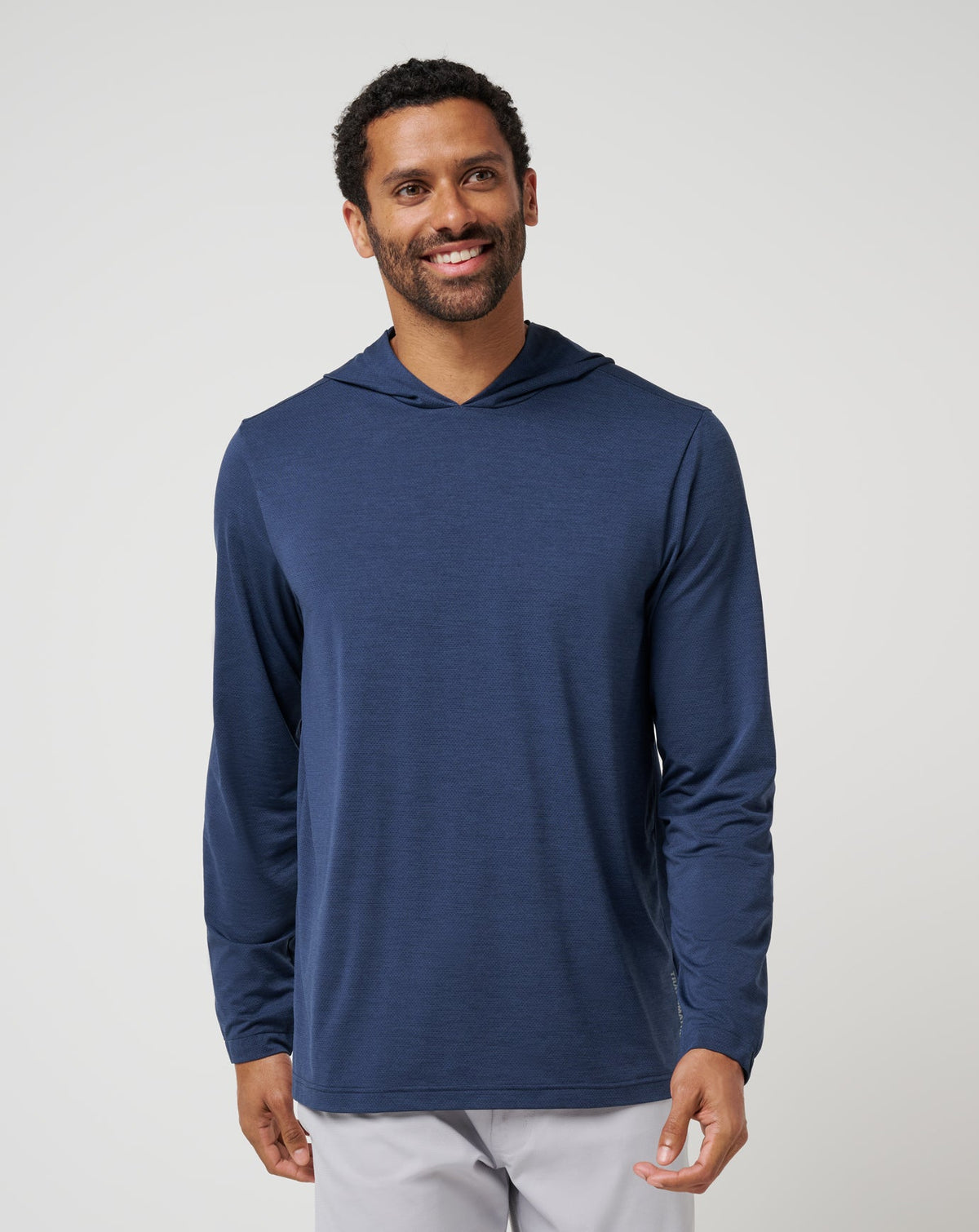 Heater Pro Hoodie Total Eclipse | Travis Mathew Sale
